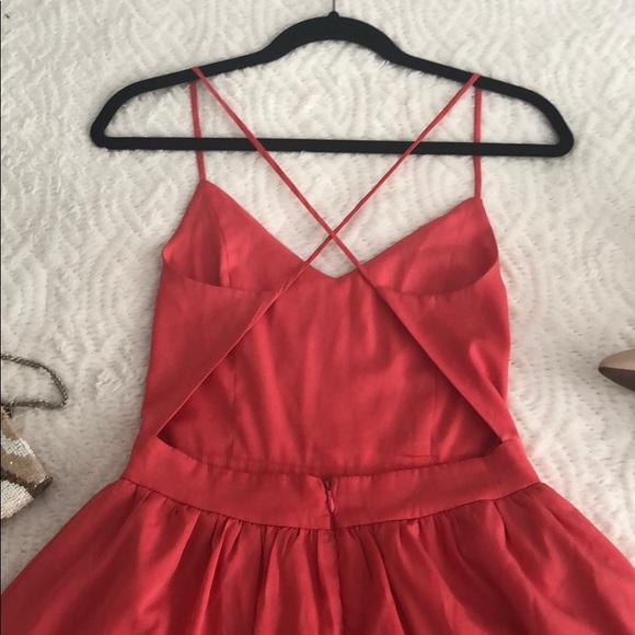 Open-back Pink Dress - Picture 2 of 2